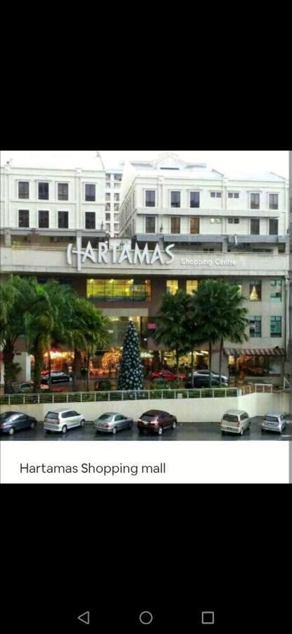 Corporate Hotel Suites At Hartamas / Mont Kiara Куала-Лумпур Экстерьер фото